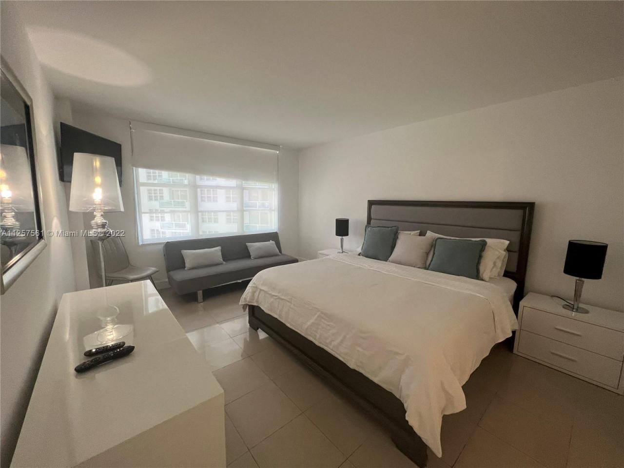 5151 Collins Ave, Unit 725, Miami Beach, FL 33140 Photo