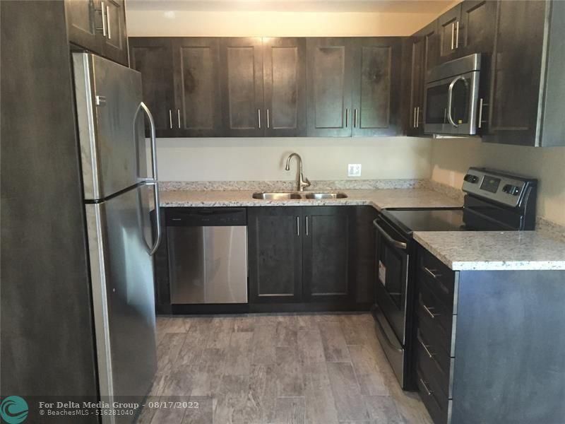 6650 SW 39th Street, Unit B4, Dania Beach, FL 33021 Photo