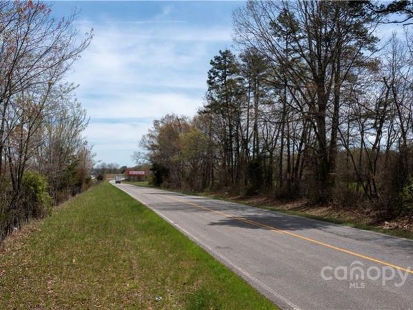 000 Lydall Westex Road, Hamptonville, NC 27020