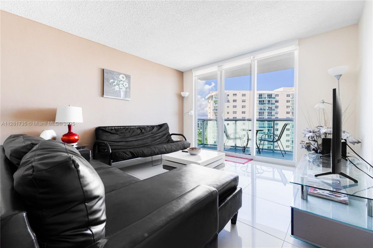 3901 S Ocean Dr, Unit 11C, Hollywood, FL 33019 Photo