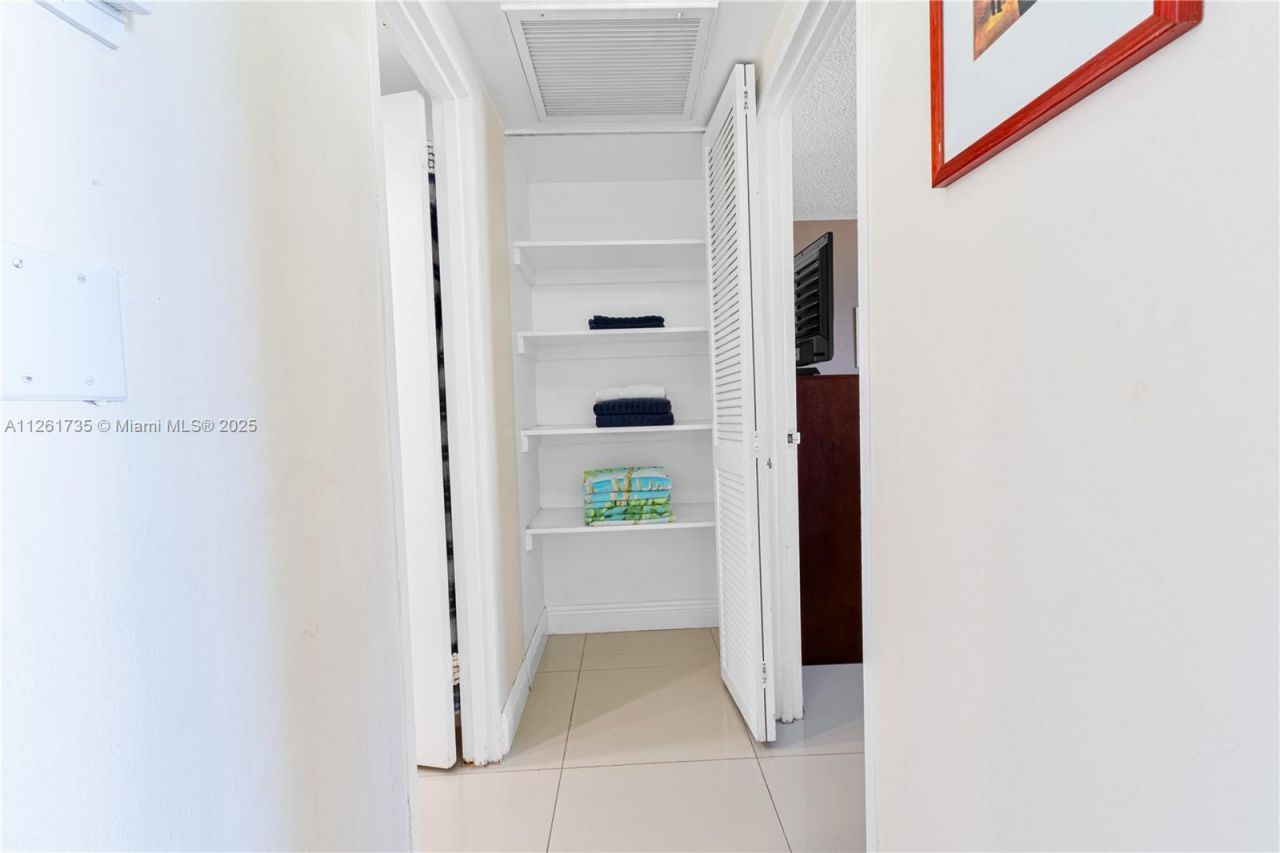 3901 S Ocean Dr, Unit 11C, Hollywood, FL 33019 Photo