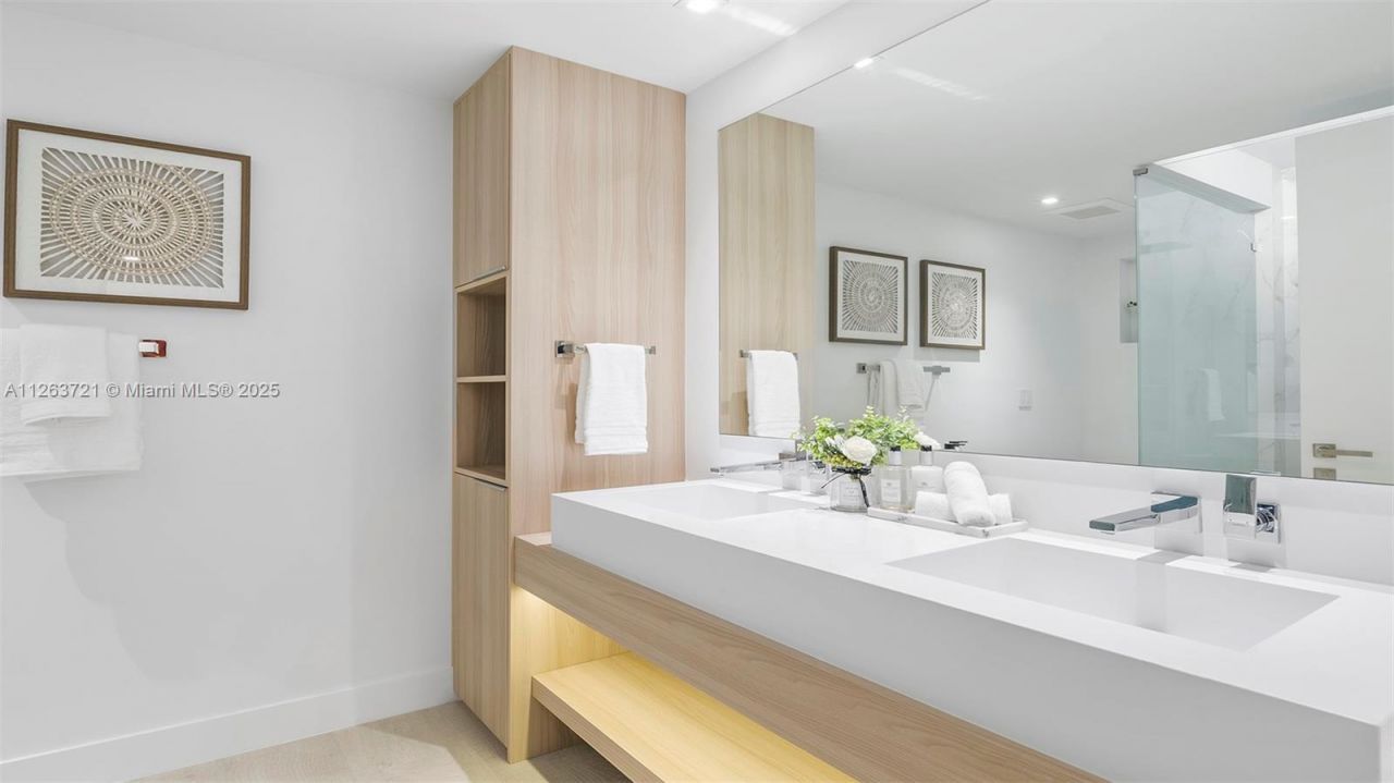 2301 Collins Ave, Unit 641, Miami Beach, FL 33139 Photo