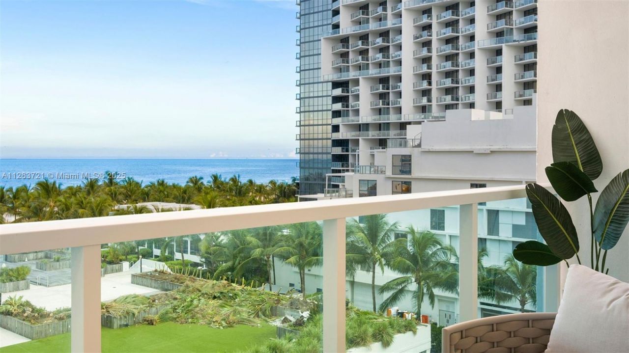 2301 Collins Ave, Unit 641, Miami Beach, FL 33139 Photo