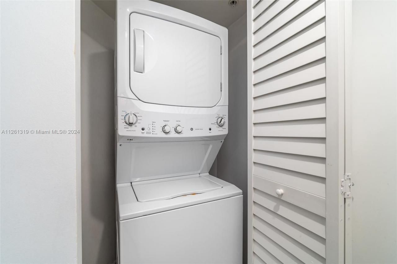 16699 Collins Ave, Unit 2601, Sunny Isles Beach, FL 33160 Photo