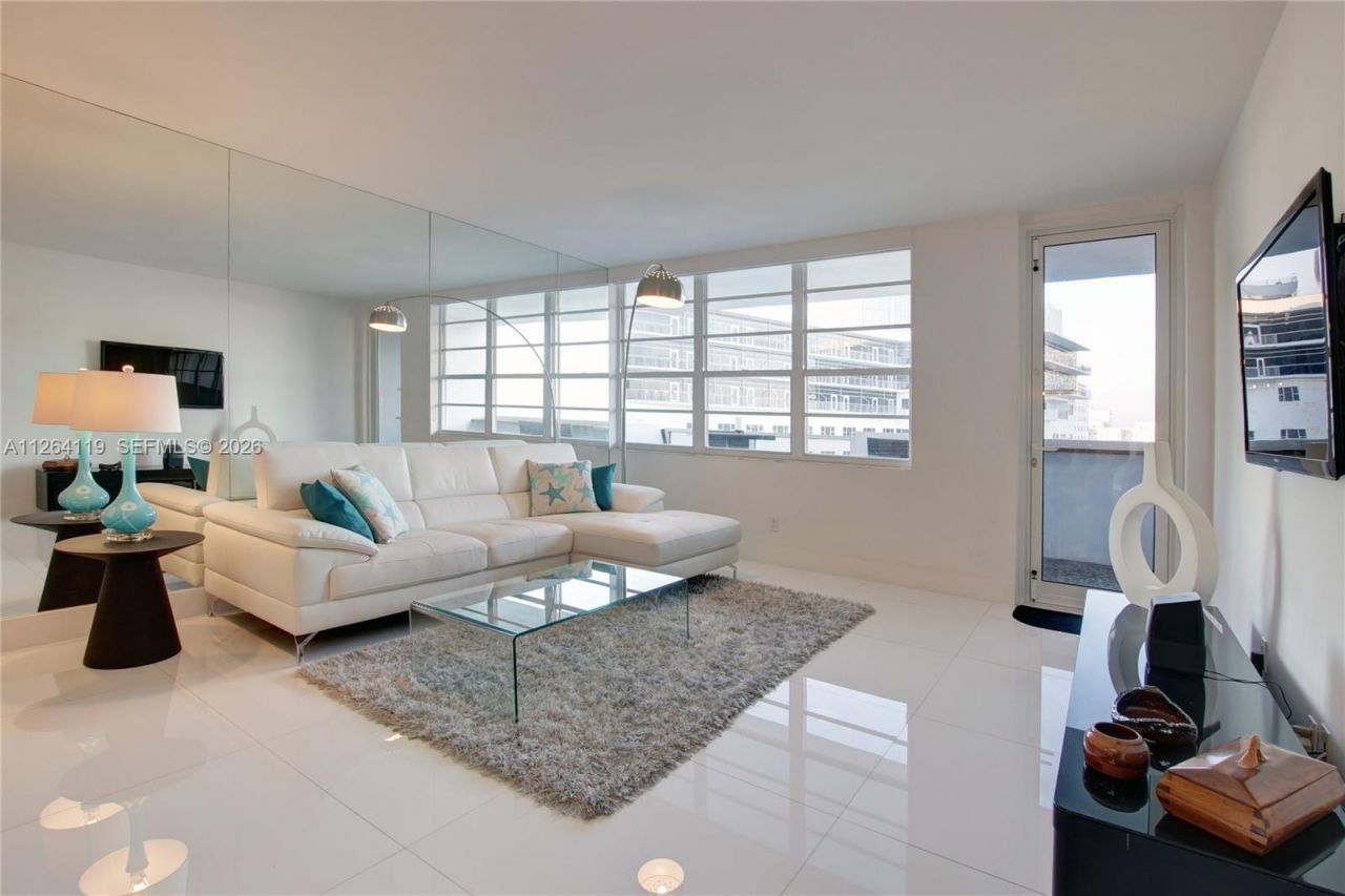 100 Lincoln Rd, Unit 943, Miami Beach, FL 33139 Photo