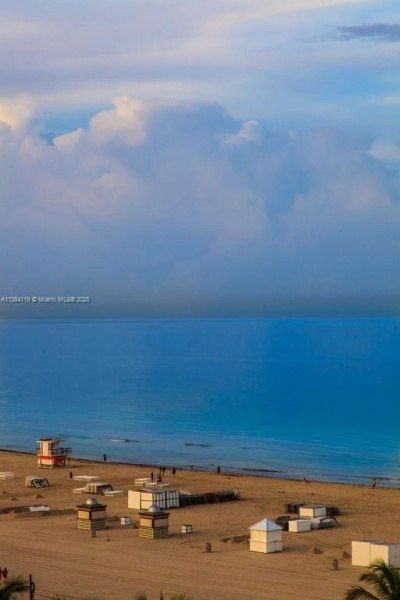 100 Lincoln Rd, Unit 943, Miami Beach, FL 33139 Photo