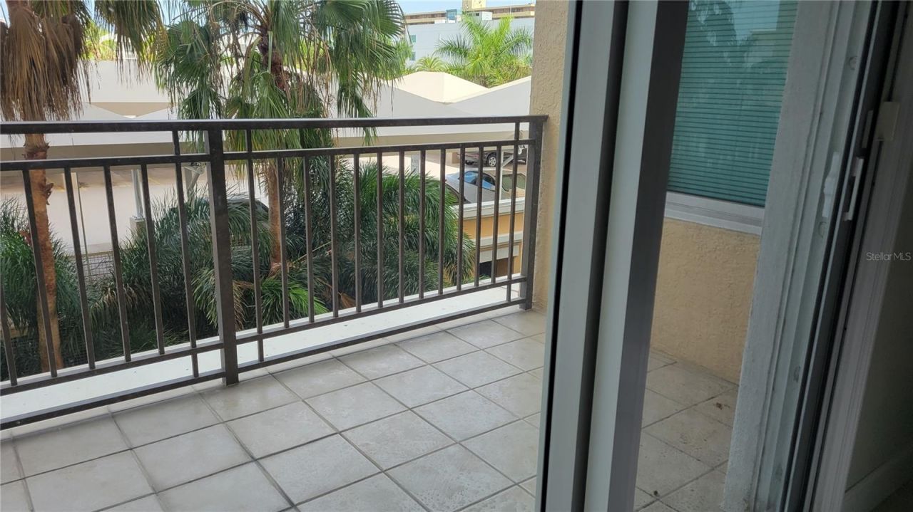 750 N Tamiami Trail, Unit 418, Sarasota, FL 34236 Photo