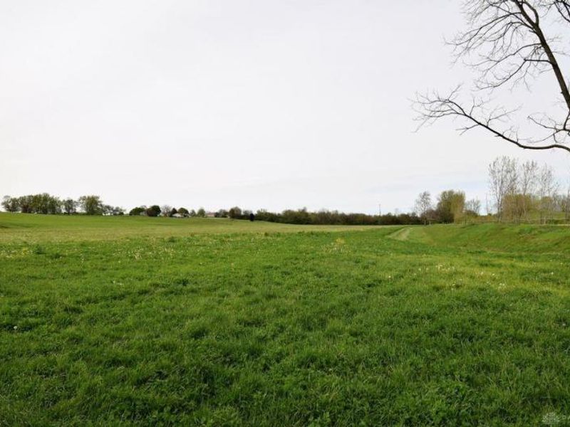 1320 S Bird Road, Springfield Township, OH 45505 Photo 4