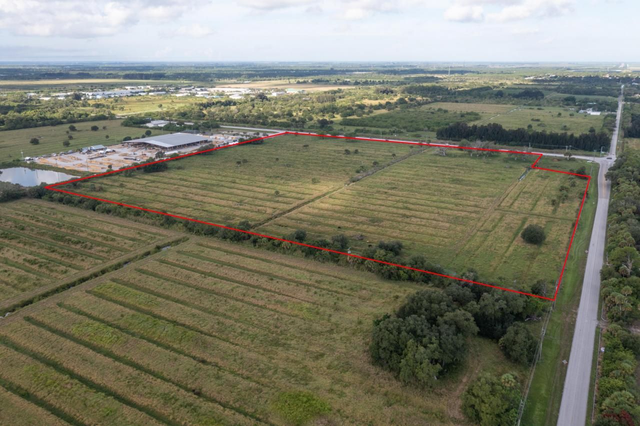 2600 Kings Highway, Fort Pierce, FL 34982 Photo