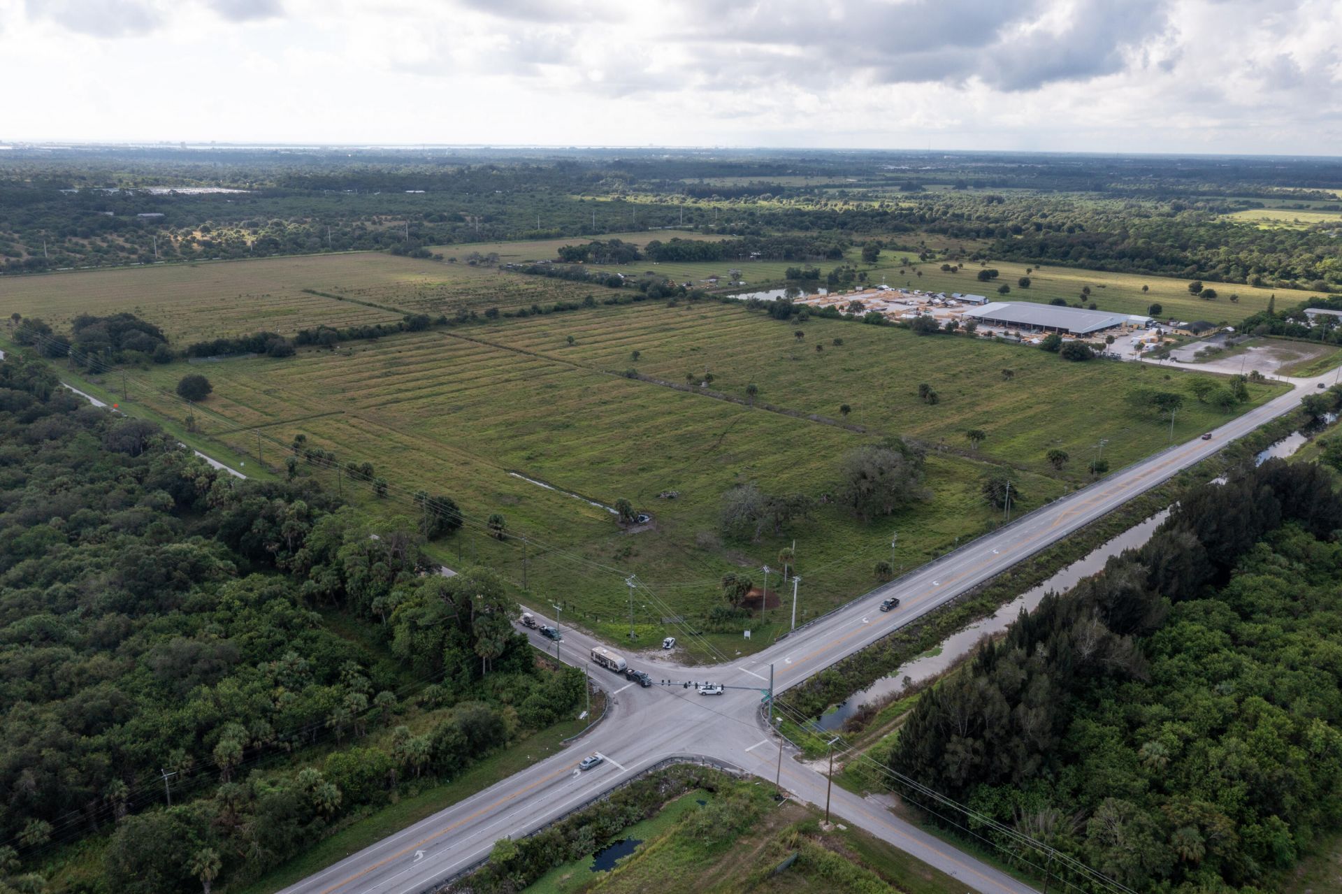 2600 Kings Highway, Fort Pierce, FL 34982 Photo