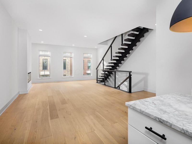 506 Riverfront Lane, Columbus, OH 43201 Photo 8