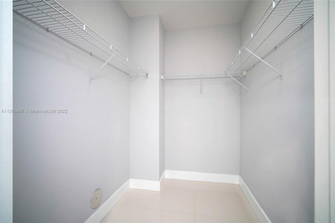 15051 Royal Oaks Ln, Unit 1203, North Miami, FL 33181 Photo