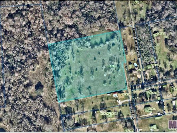 23413 Treakle Ln, Zachary, LA 70791