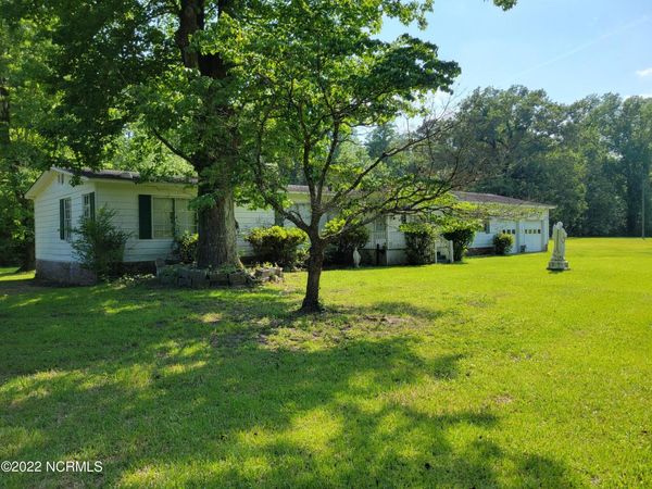 572 Main Street, Edward, NC 27821