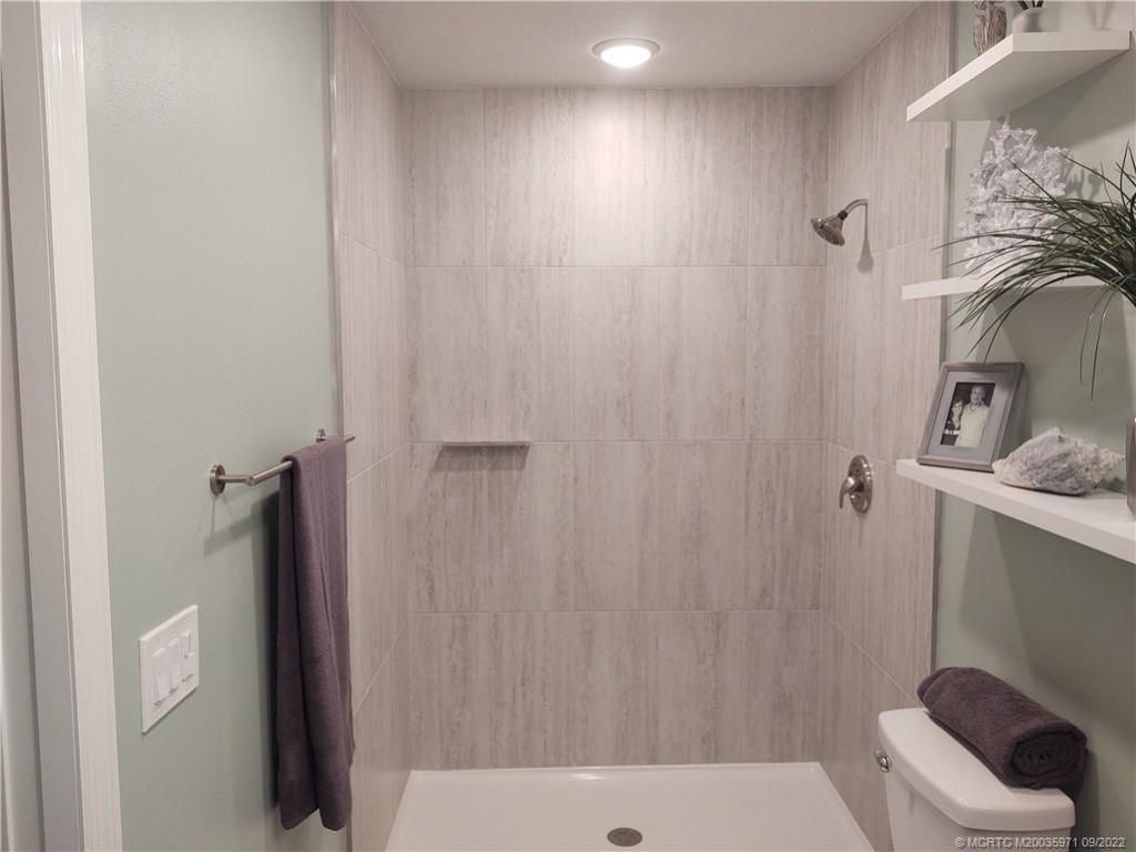 2778 SE Birmingham Drive, Unit 3107, Stuart, FL 34994 Photo