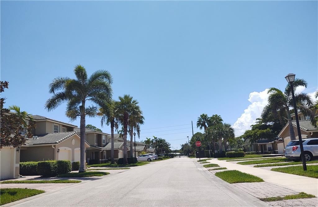 2778 SE Birmingham Drive, Unit 3107, Stuart, FL 34994 Photo