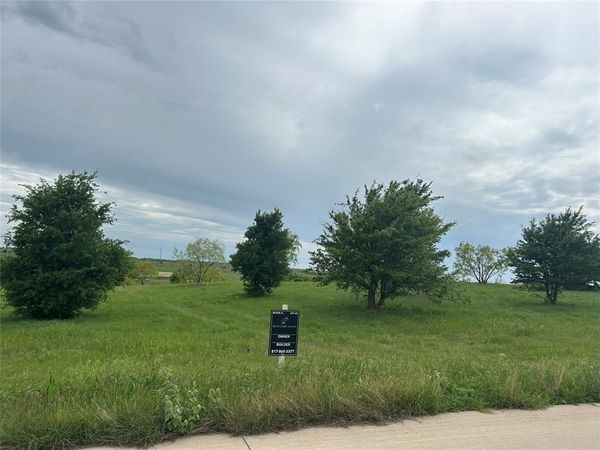 2040 Hidden Bluff Drive, Aledo, TX 76008