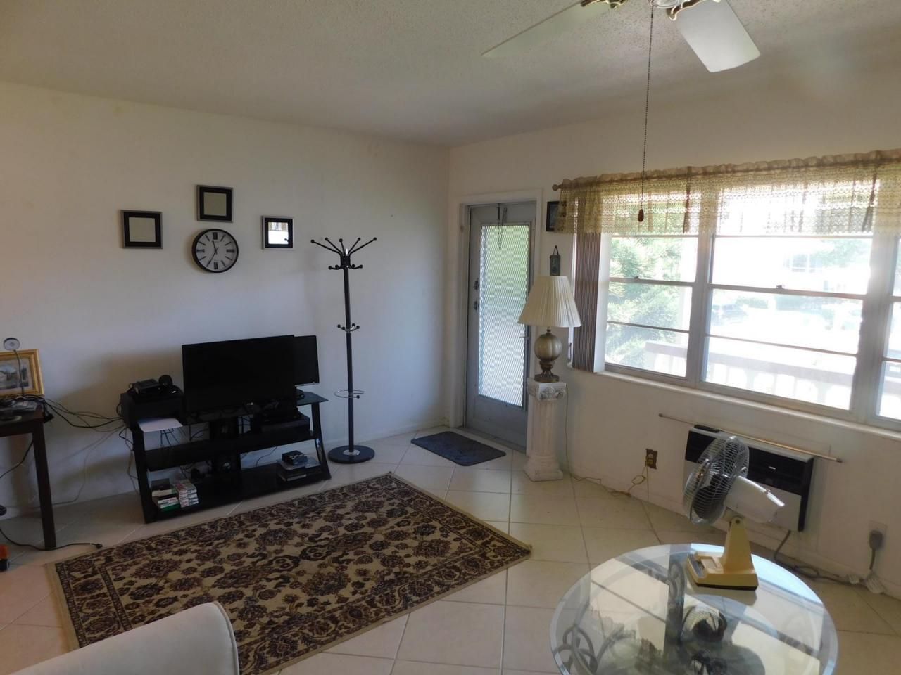 110 Salisbury E, West Palm Beach, FL 33417 Photo