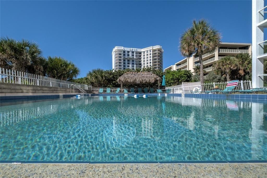 2425 Gulf Of Mexico Drive, Unit 7B, Longboat Key, FL 34228 Photo