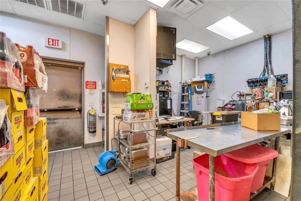 5600 Butler National Drive, Orlando, FL 32812 Photo