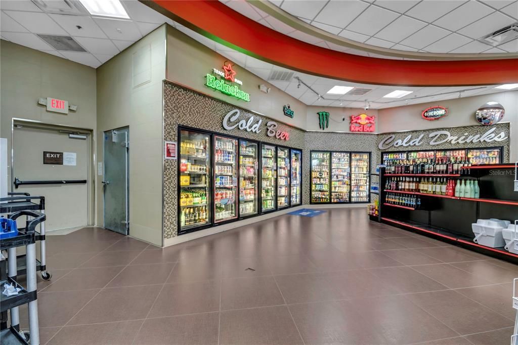 5600 Butler National Drive, Orlando, FL 32812 Photo