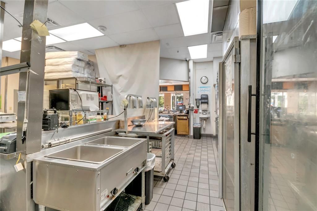 5600 Butler National Drive, Orlando, FL 32812 Photo