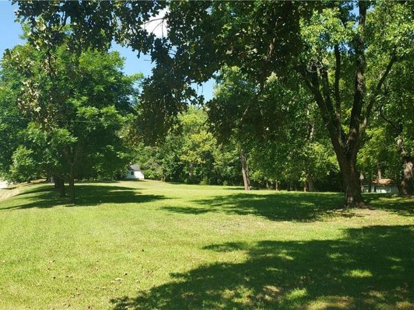 0000 N Main St/W Osborn Rd, Farmville, VA 23901