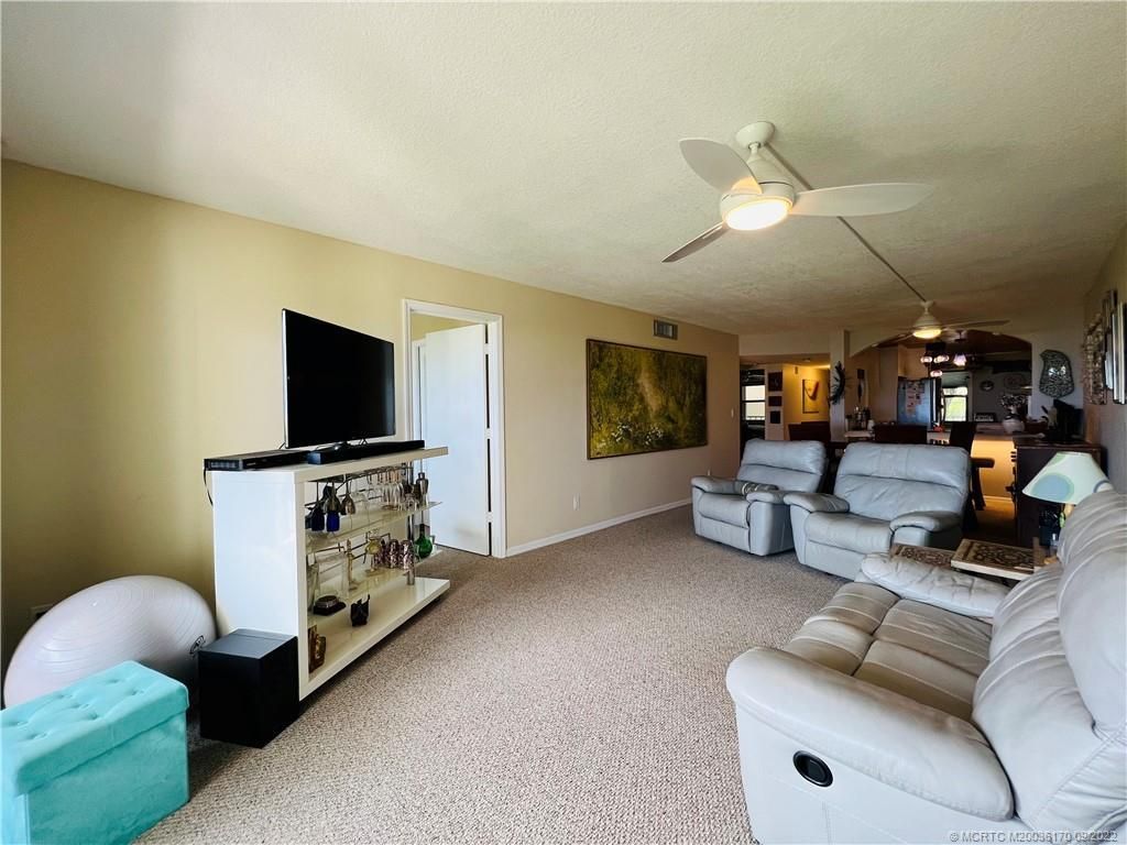 10044 S Ocean Drive, Unit 206, Jensen Beach, FL 34957 Photo