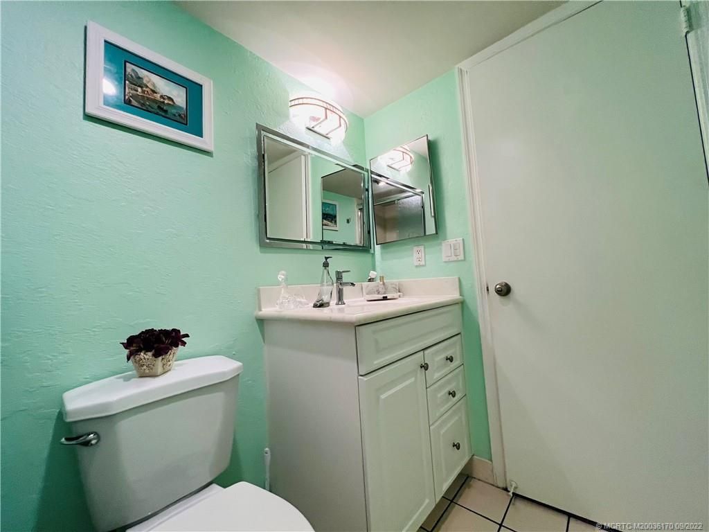 10044 S Ocean Drive, Unit 206, Jensen Beach, FL 34957 Photo