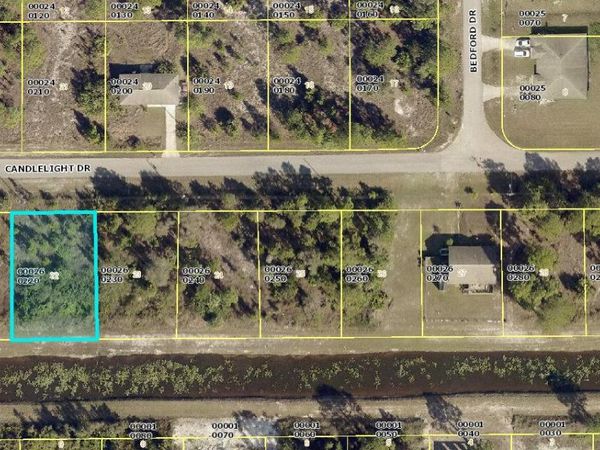 956 Candlelight Drive, Lehigh Acres, FL 33974