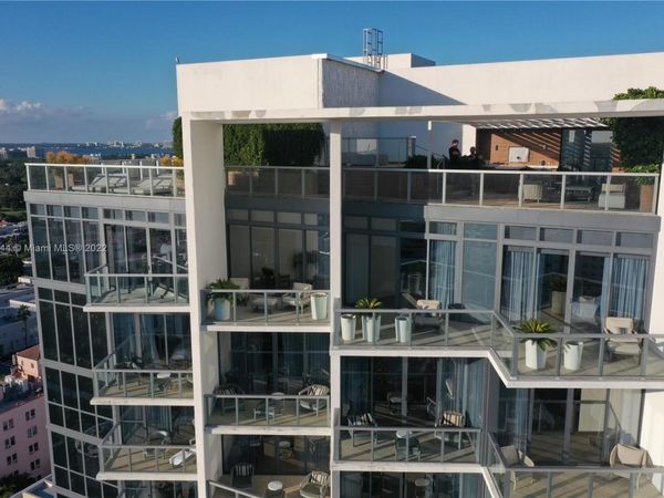 Unit 2001/UPH, Miami Beach, FL 33139