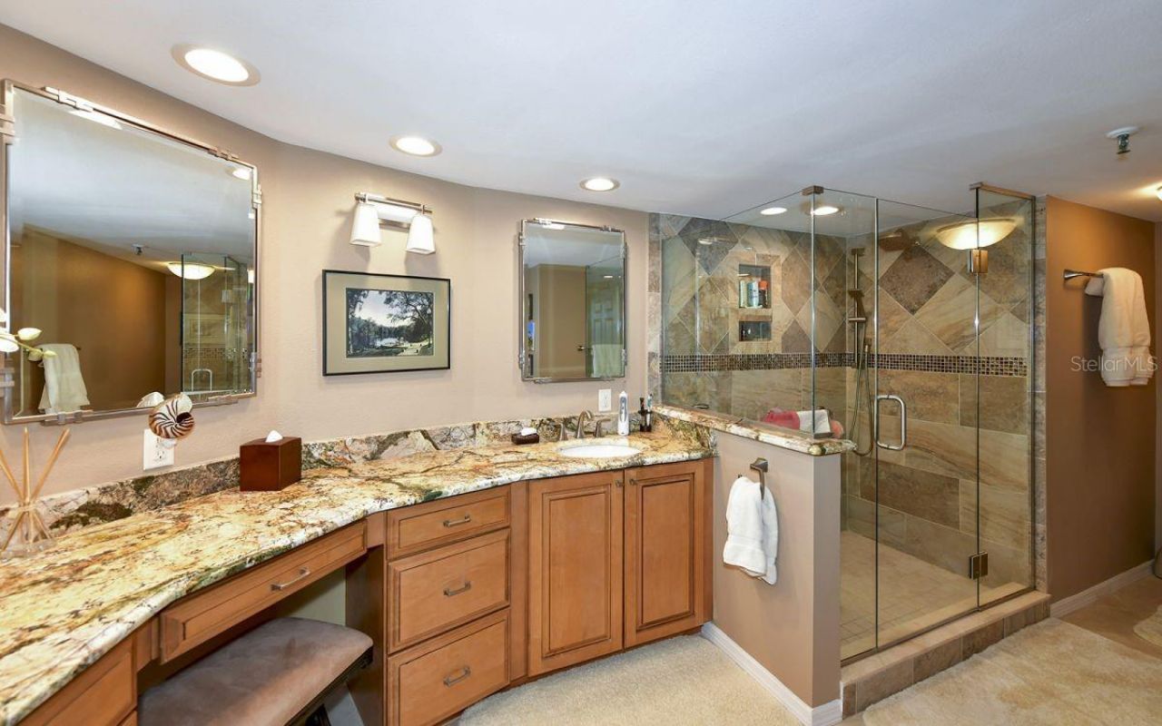 1485 Gulf Of Mexico Drive, Unit 109, Longboat Key, FL 34228 Photo