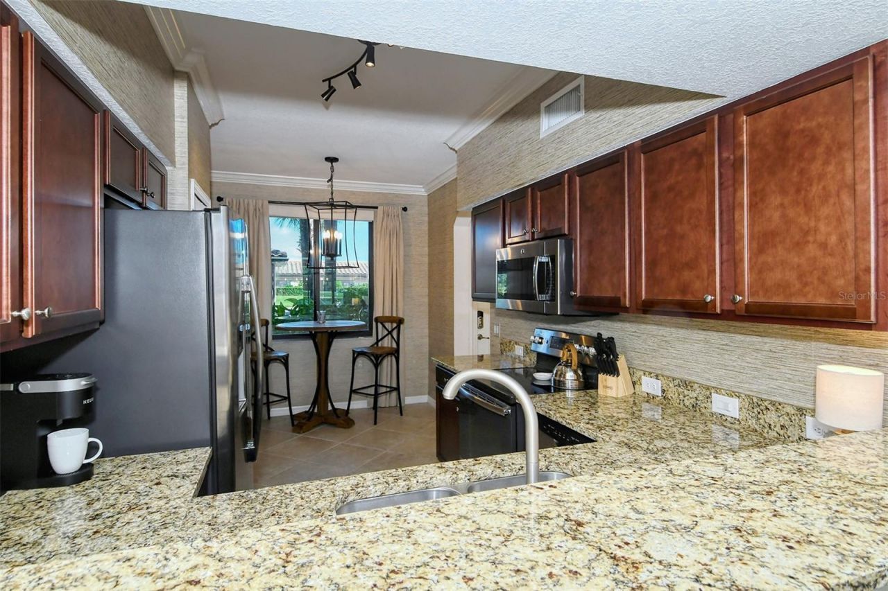 16706 Vardon Terrace, Unit 105, Bradenton, FL 34211 Photo