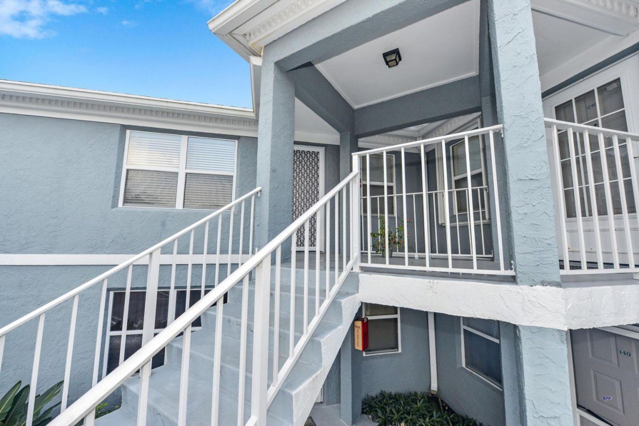 3254 SE Aster Lane, Unit 239, Stuart, FL 34994 Photo