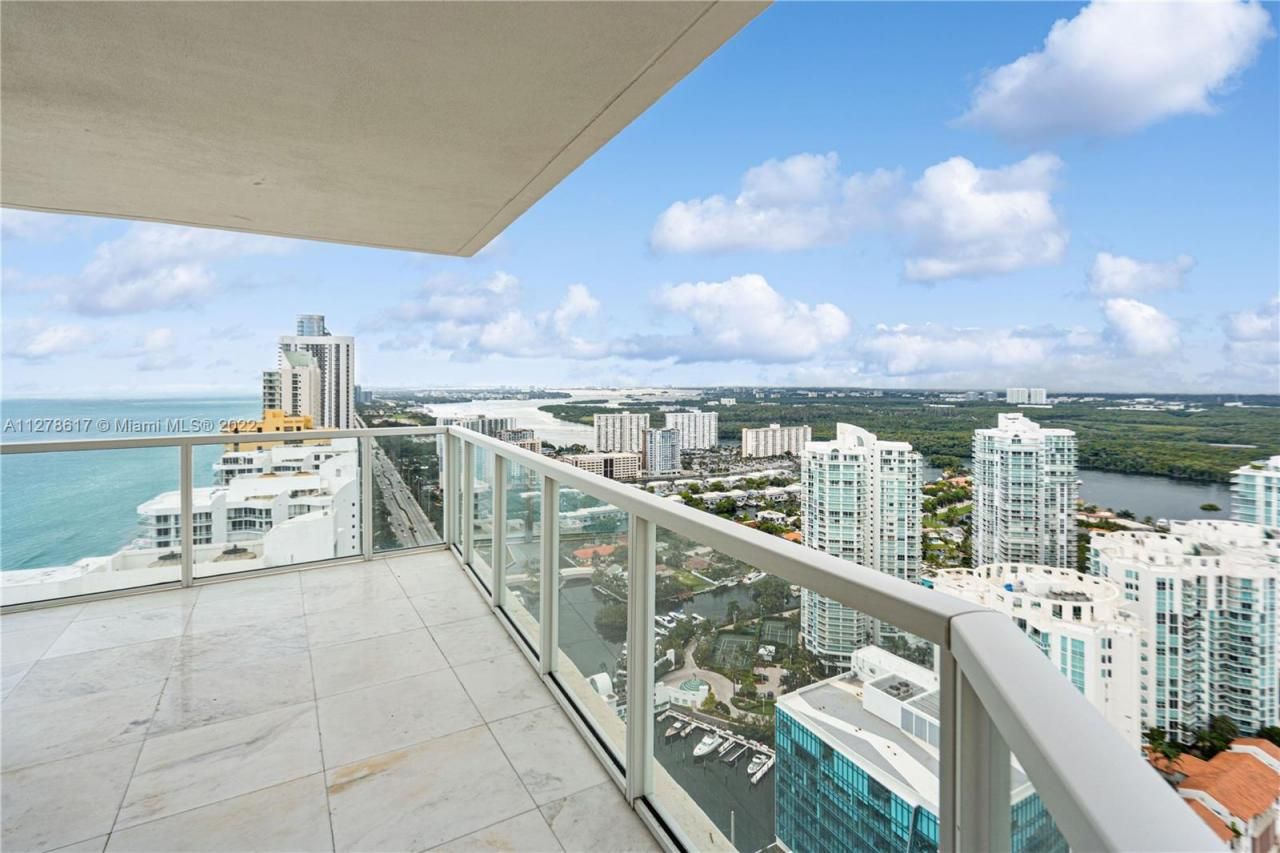 16699 Collins Ave, Unit 4108, Sunny Isles Beach, FL 33160 Photo