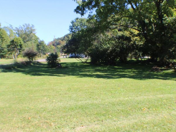 1st Street, Marlinton, WV 24954