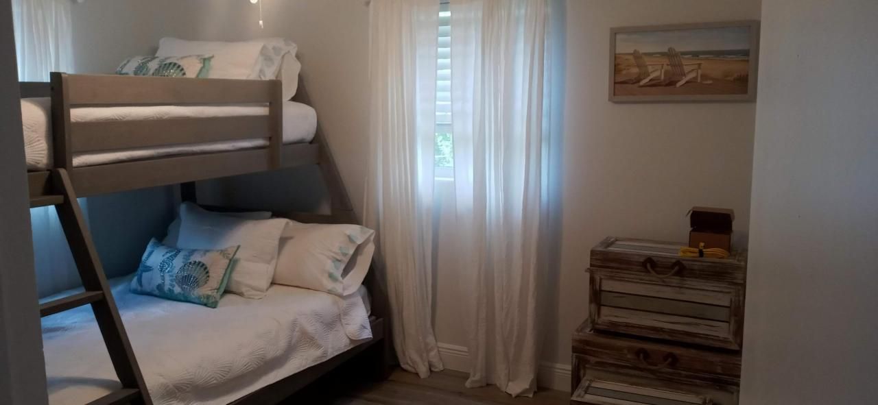 1933 NE Lake Place, Jensen Beach, FL 34957 Photo