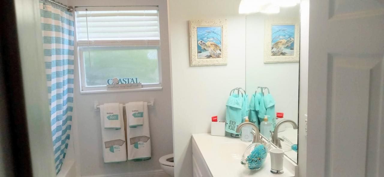 1933 NE Lake Place, Jensen Beach, FL 34957 Photo