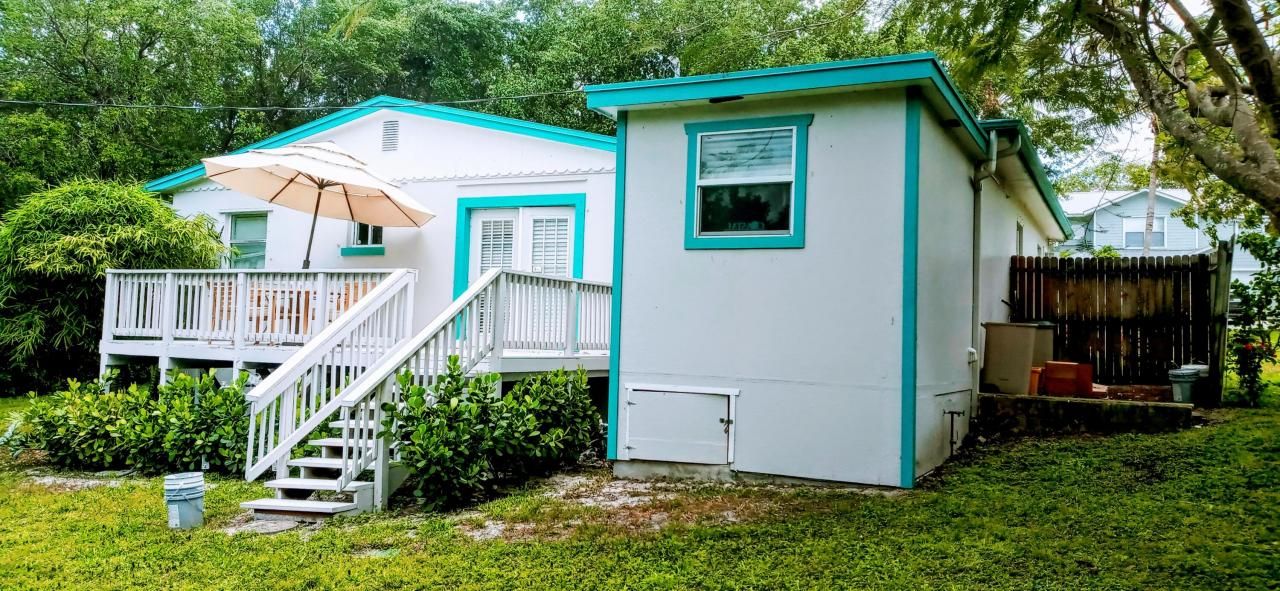 1933 NE Lake Place, Jensen Beach, FL 34957 Photo