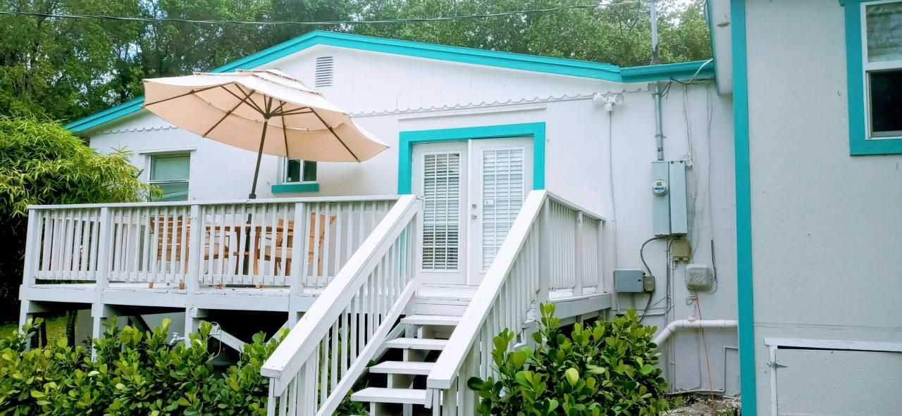 1933 NE Lake Place, Jensen Beach, FL 34957 Photo