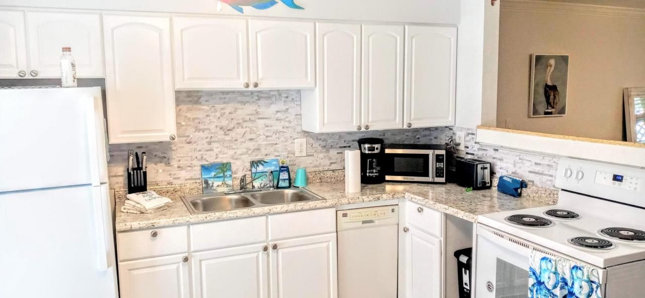 1933 NE Lake Place, Jensen Beach, FL 34957 Photo