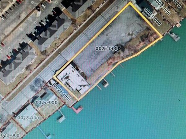 3136 MILITARY Street, Port Huron, MI 48060