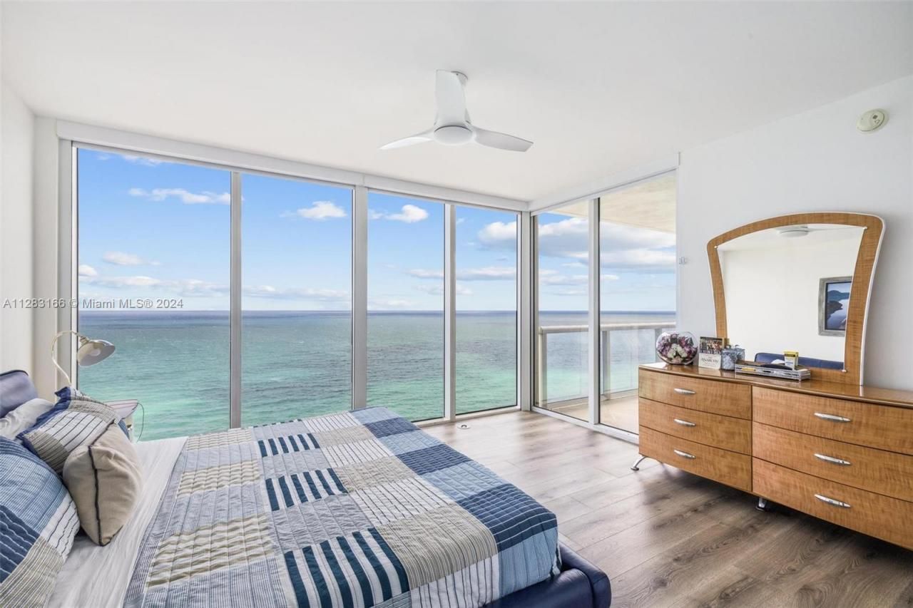 1830 S Ocean Dr, Unit 2102, Hallandale Beach, FL 33009 Photo