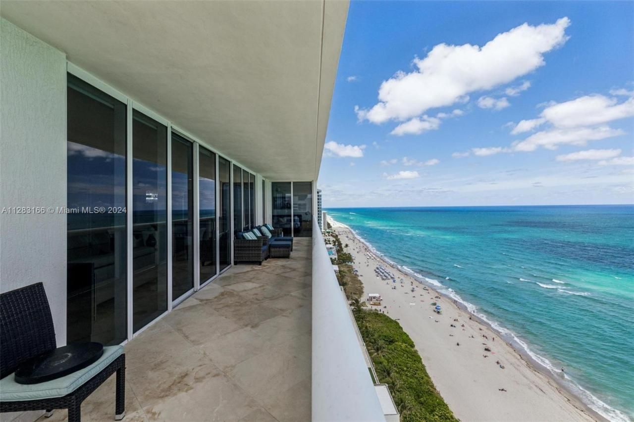 1830 S Ocean Dr, Unit 2102, Hallandale Beach, FL 33009 Photo