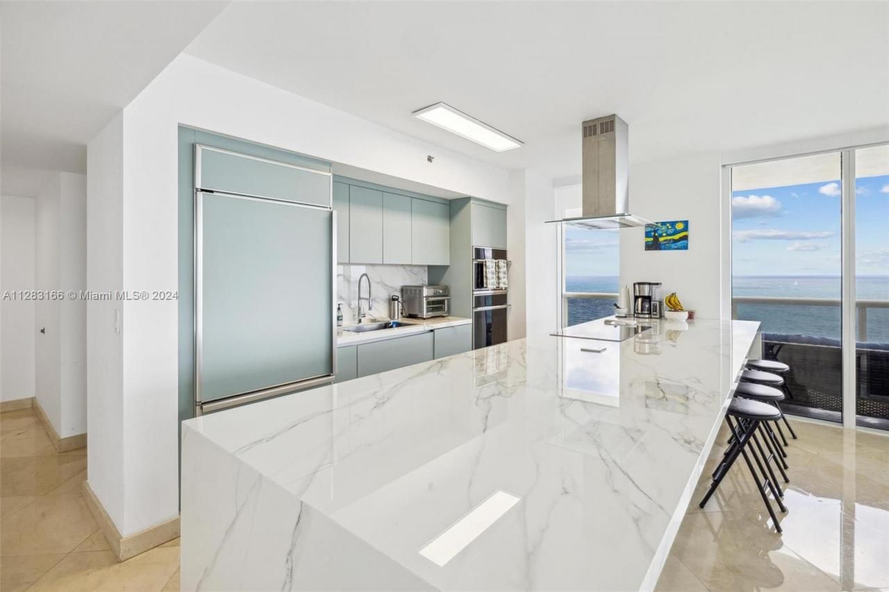 1830 S Ocean Dr, Unit 2102, Hallandale Beach, FL 33009 Photo