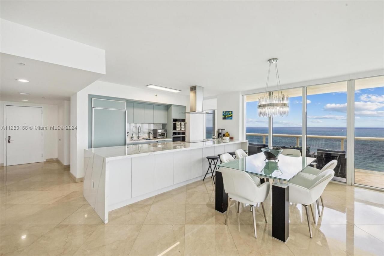 1830 S Ocean Dr, Unit 2102, Hallandale Beach, FL 33009 Photo