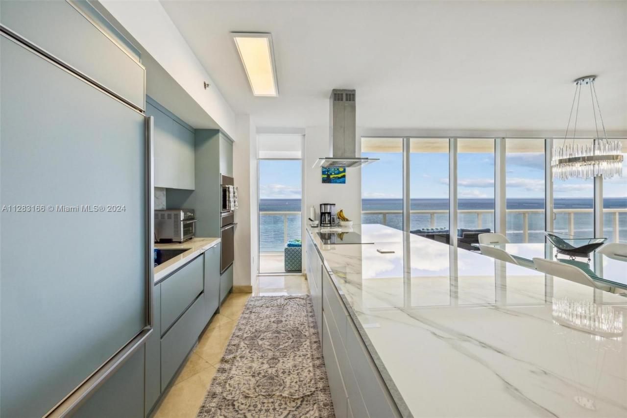 1830 S Ocean Dr, Unit 2102, Hallandale Beach, FL 33009 Photo