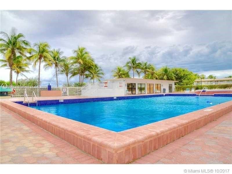 5005 Collins Ave, Unit 1202, Miami Beach, FL 33140 Photo