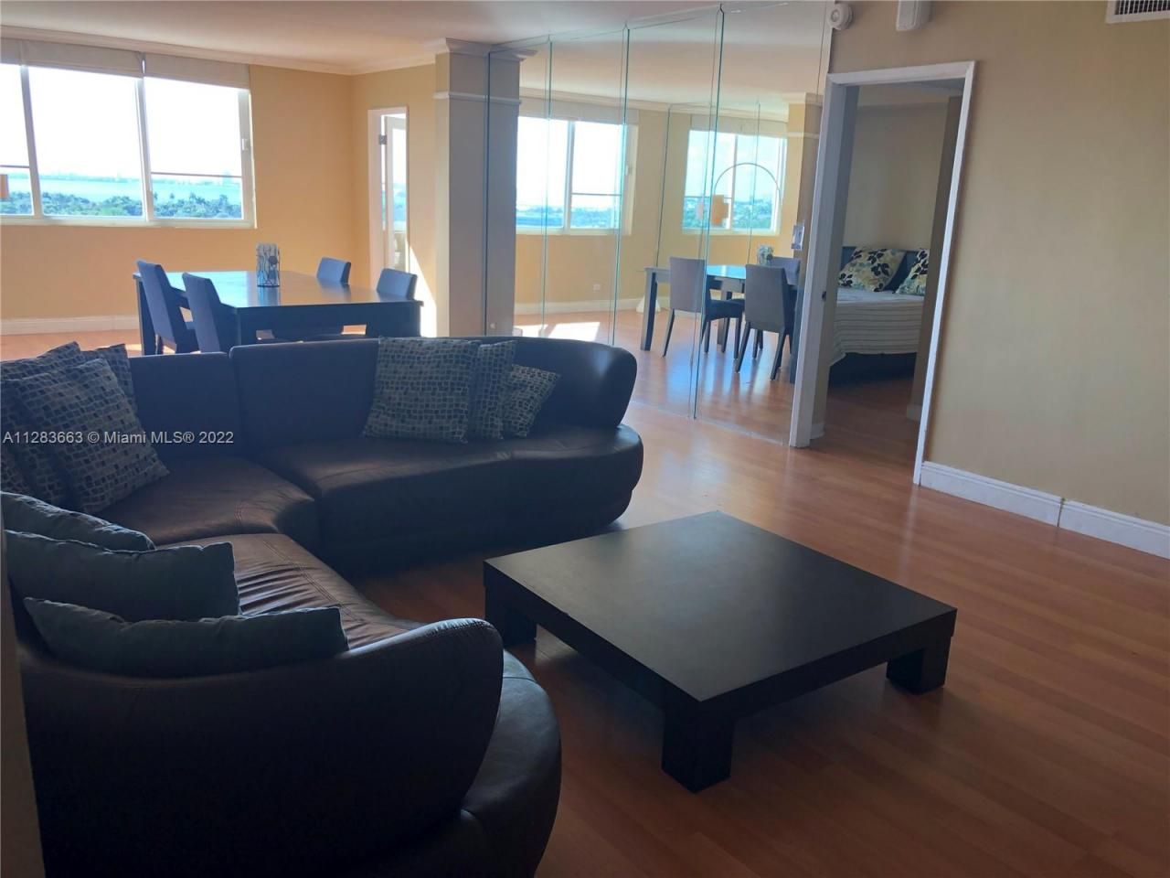 5005 Collins Ave, Unit 1202, Miami Beach, FL 33140 Photo