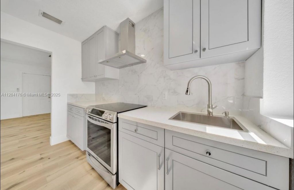 782 E 37th St, Hialeah, FL 33013 Photo